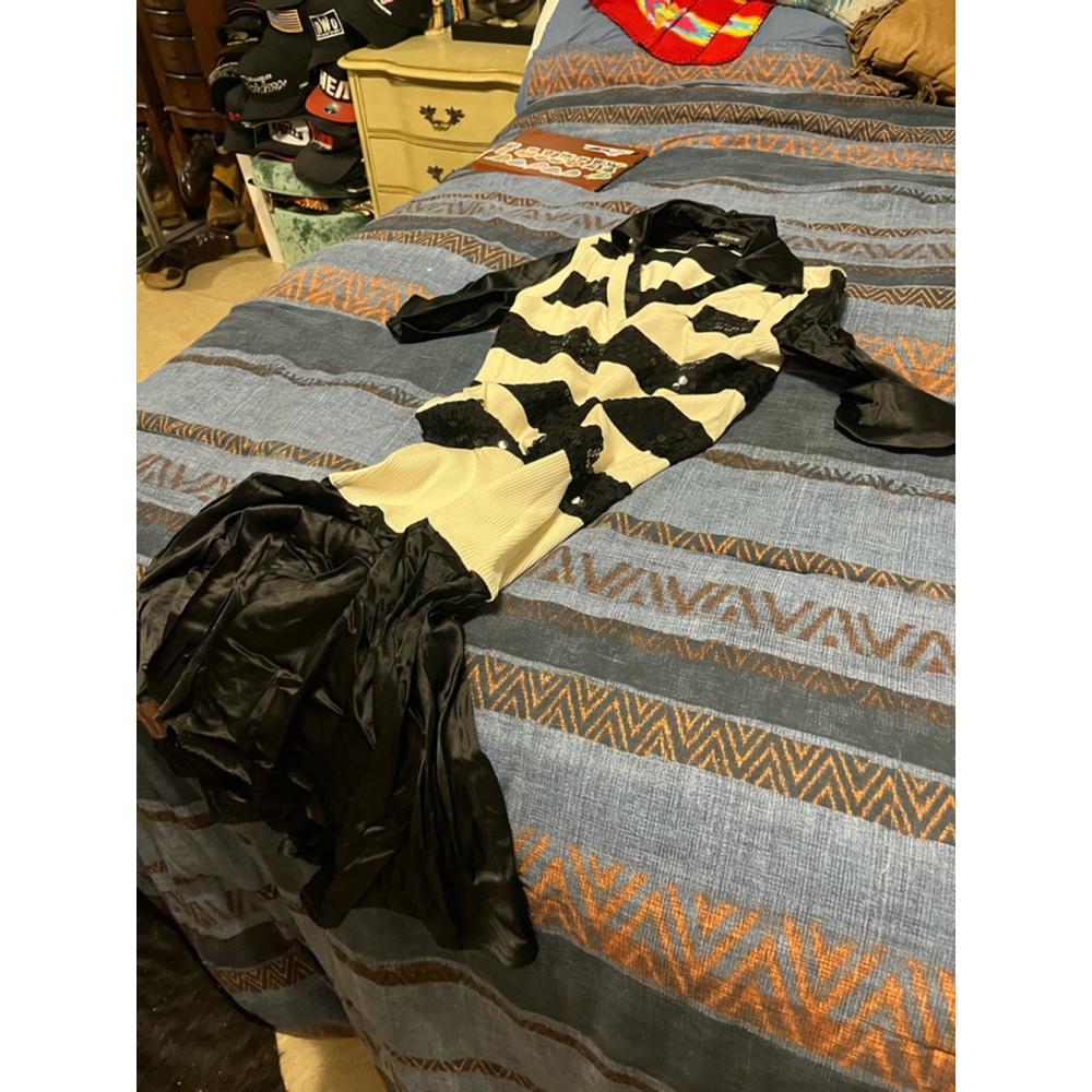 Women's Bebe Dress Size M Black and White